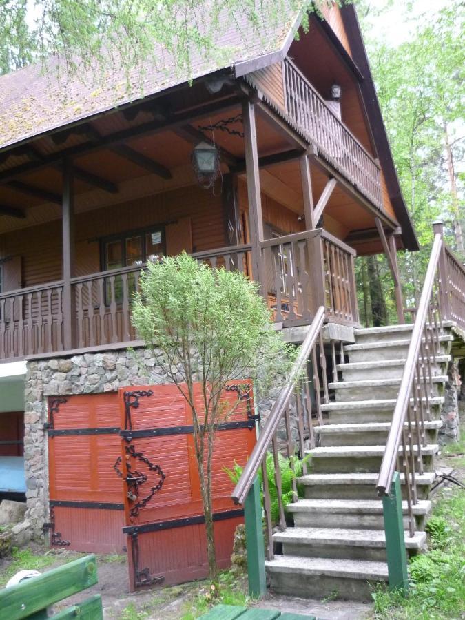 Villa Dowcien Burdeniszki Esterno foto